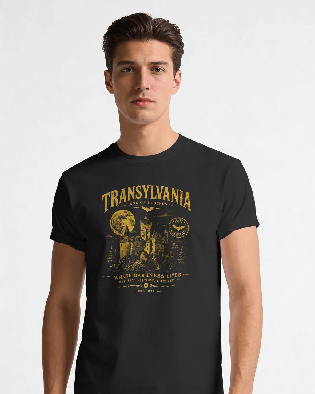 Transylvania Land of Legends Organic T-Shirt am Model mit Frontprint