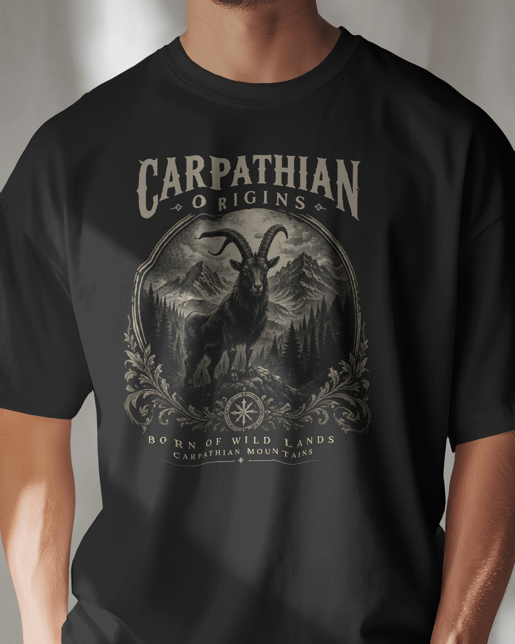 CARPATHIAN ORIGINS Organic T-Shirt am Model mit Karpaten-Design